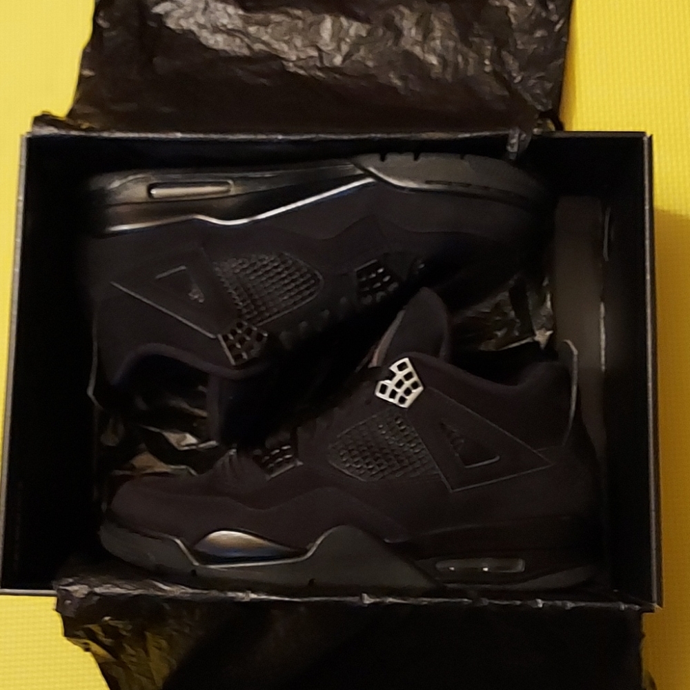 Jordan 4 Black 🐈‍⬛